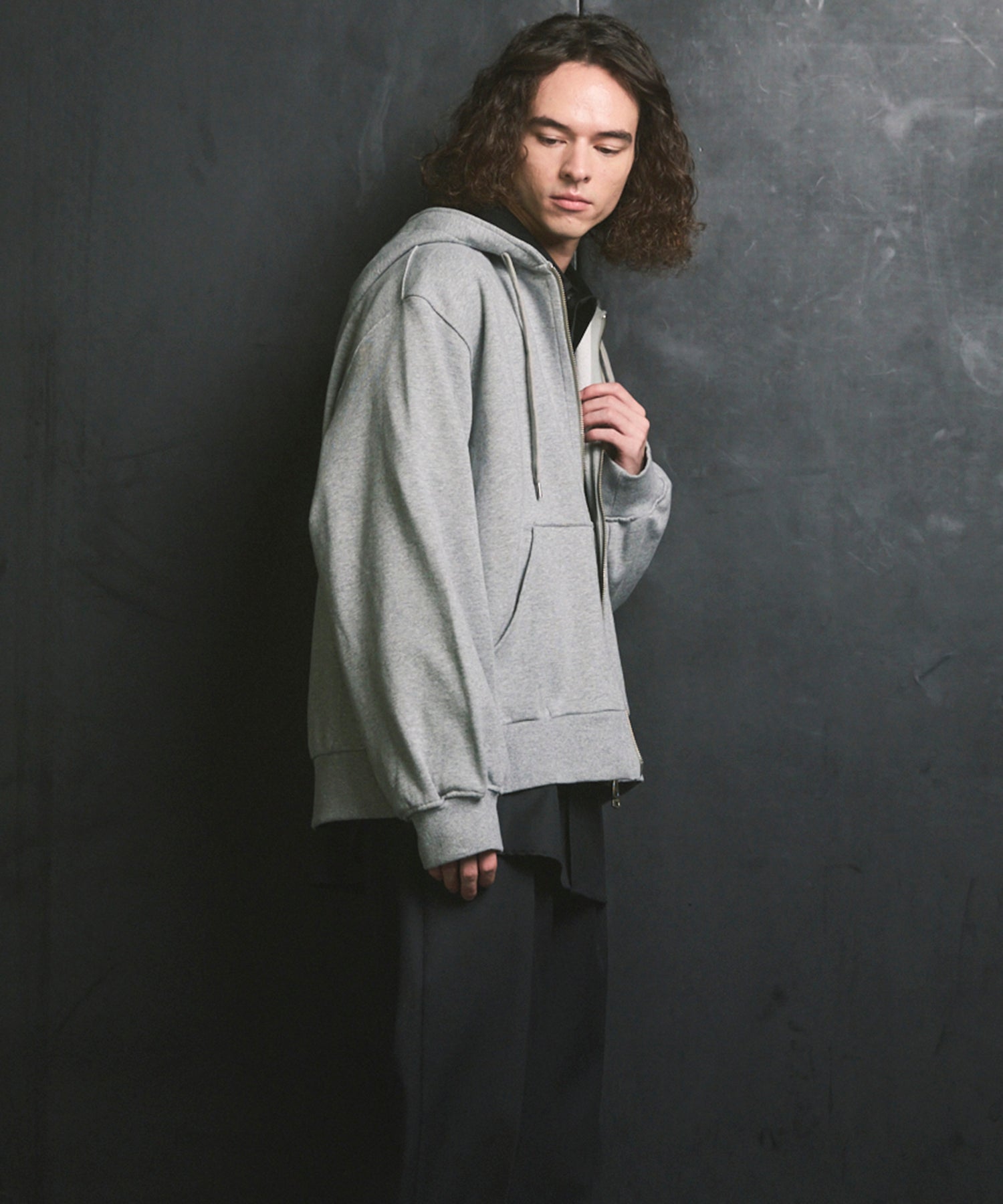 [25AW PRE-ORDER] Nuance Graphics Hand Stitching Long Sleeve TEE