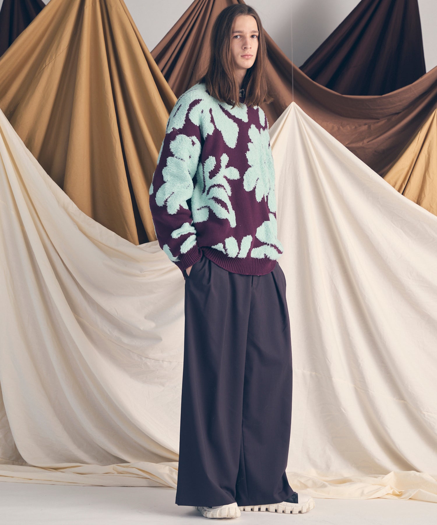 羊毛混合光滑的宽宽松裤子