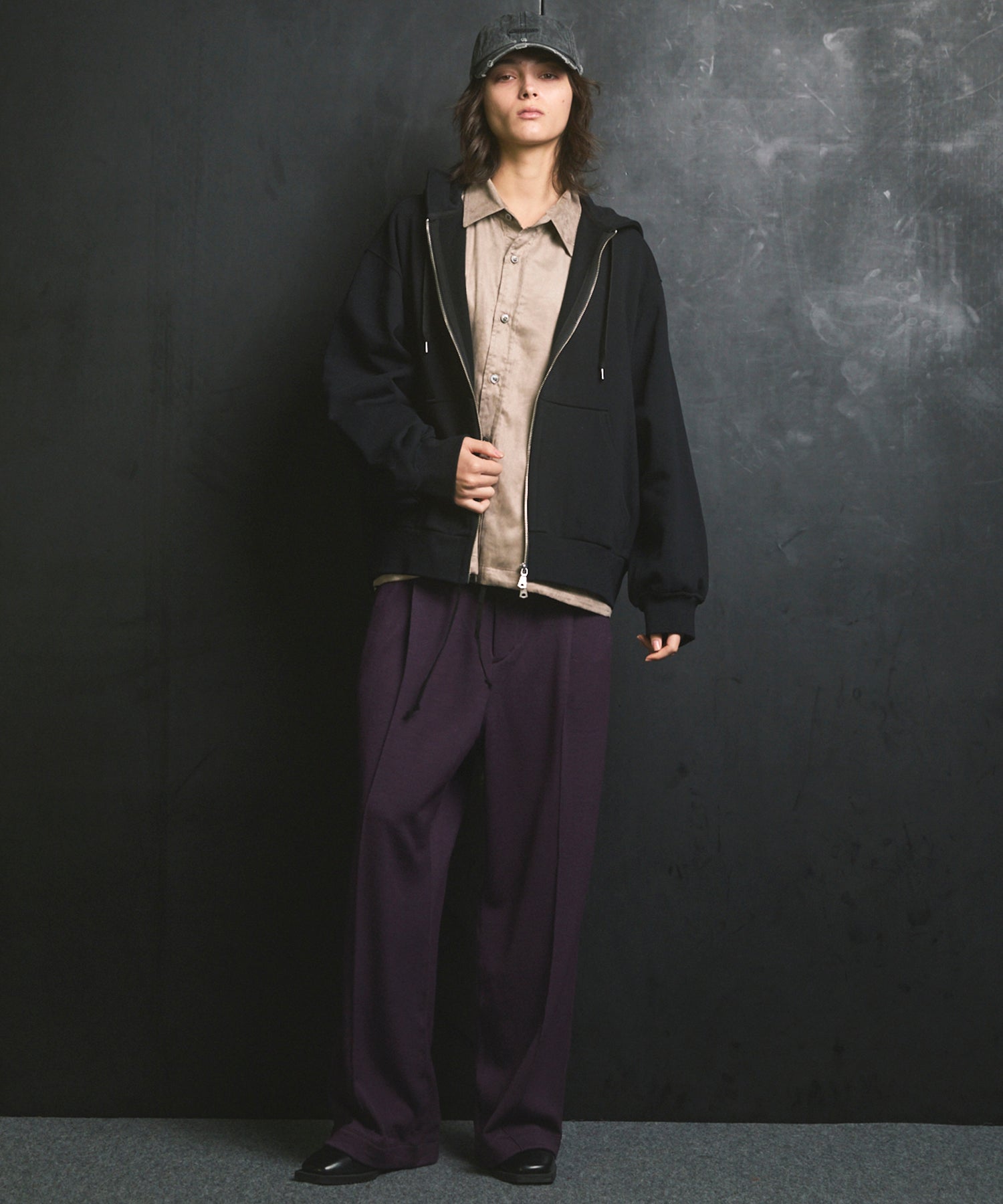 [25AW PRE-ORDER] Nuance Graphics Hand Stitching Long Sleeve TEE