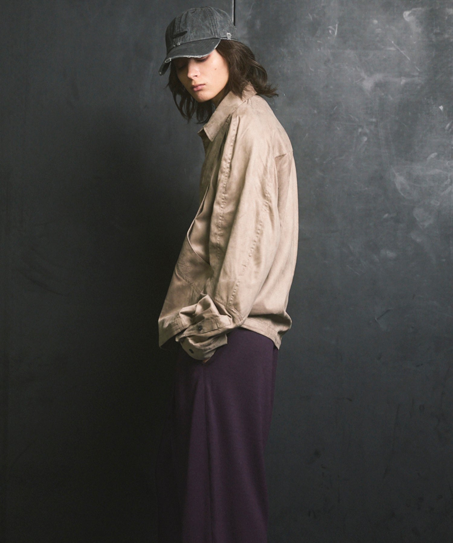 Curve Pocket A Light Eco Suede Shirt