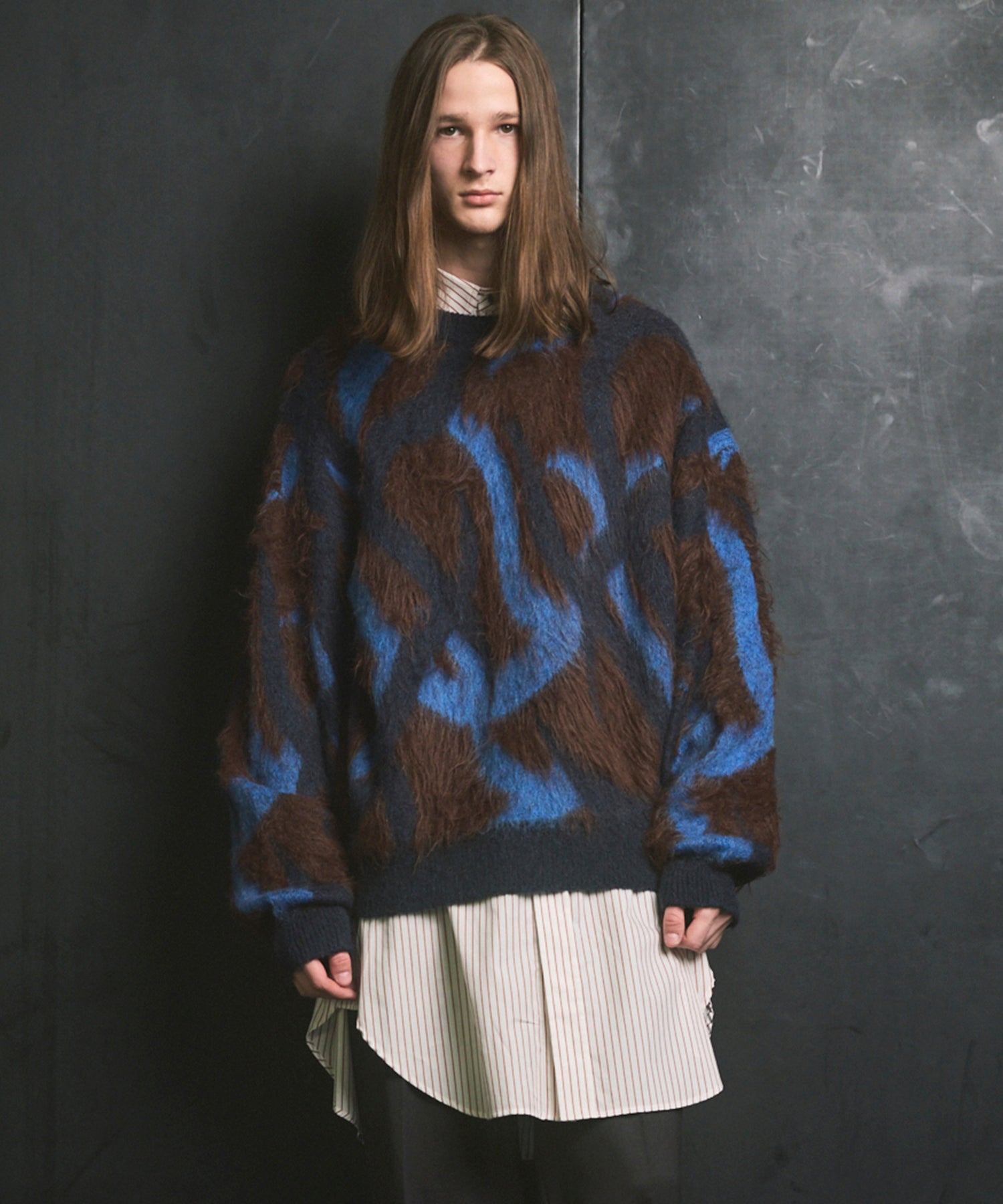 Gradation Short Length Prime-Over V-Neck Knit Pullover