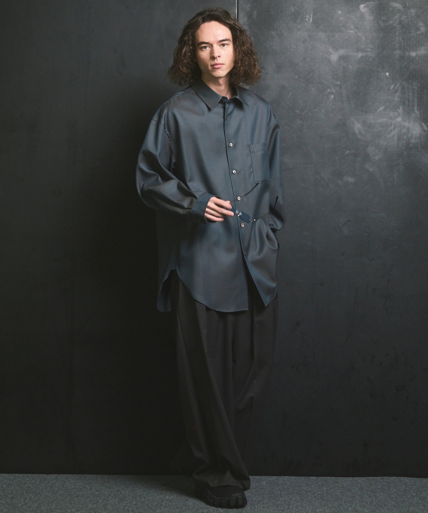 울 믹스 부드러운 연속 견인짜리 넓은 바지