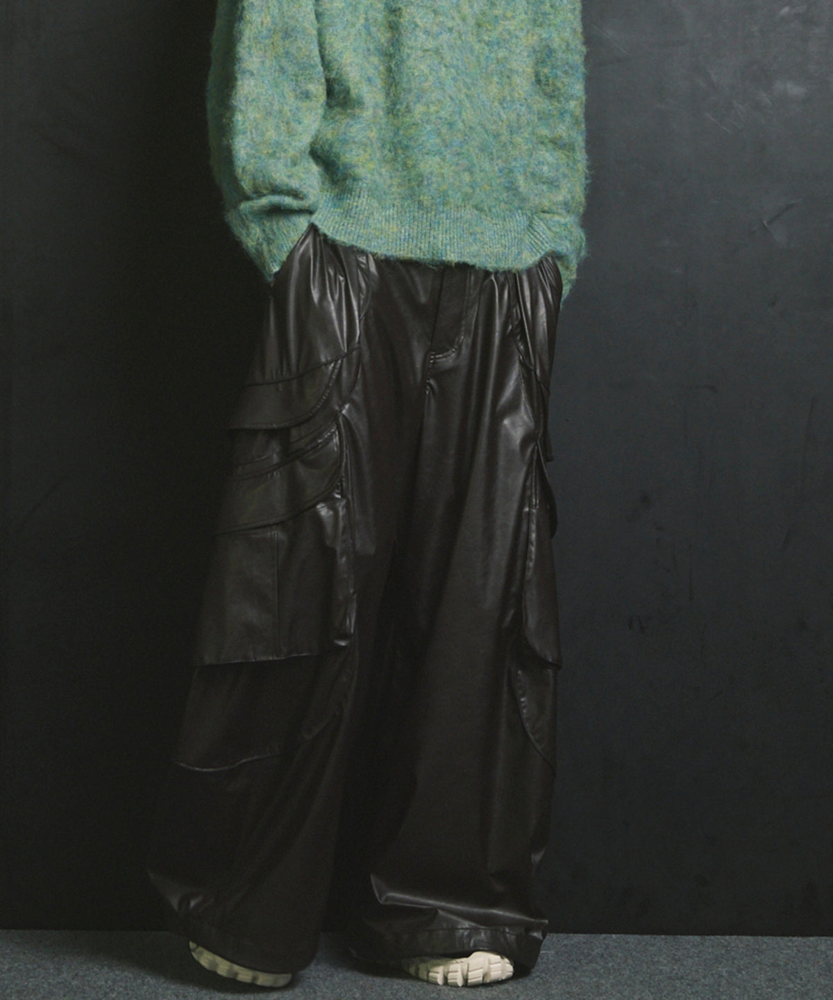 Curve Switching Side Pocket A Light Eco Leather Pants