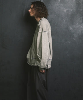 重量重量汗水绣花损伤超染色船员脖子套头衫