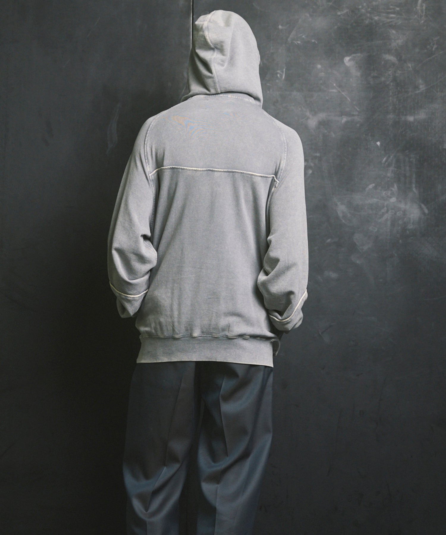 [25AW PRE-ORDER] Nuance Graphics Hand Stitching Long Sleeve TEE