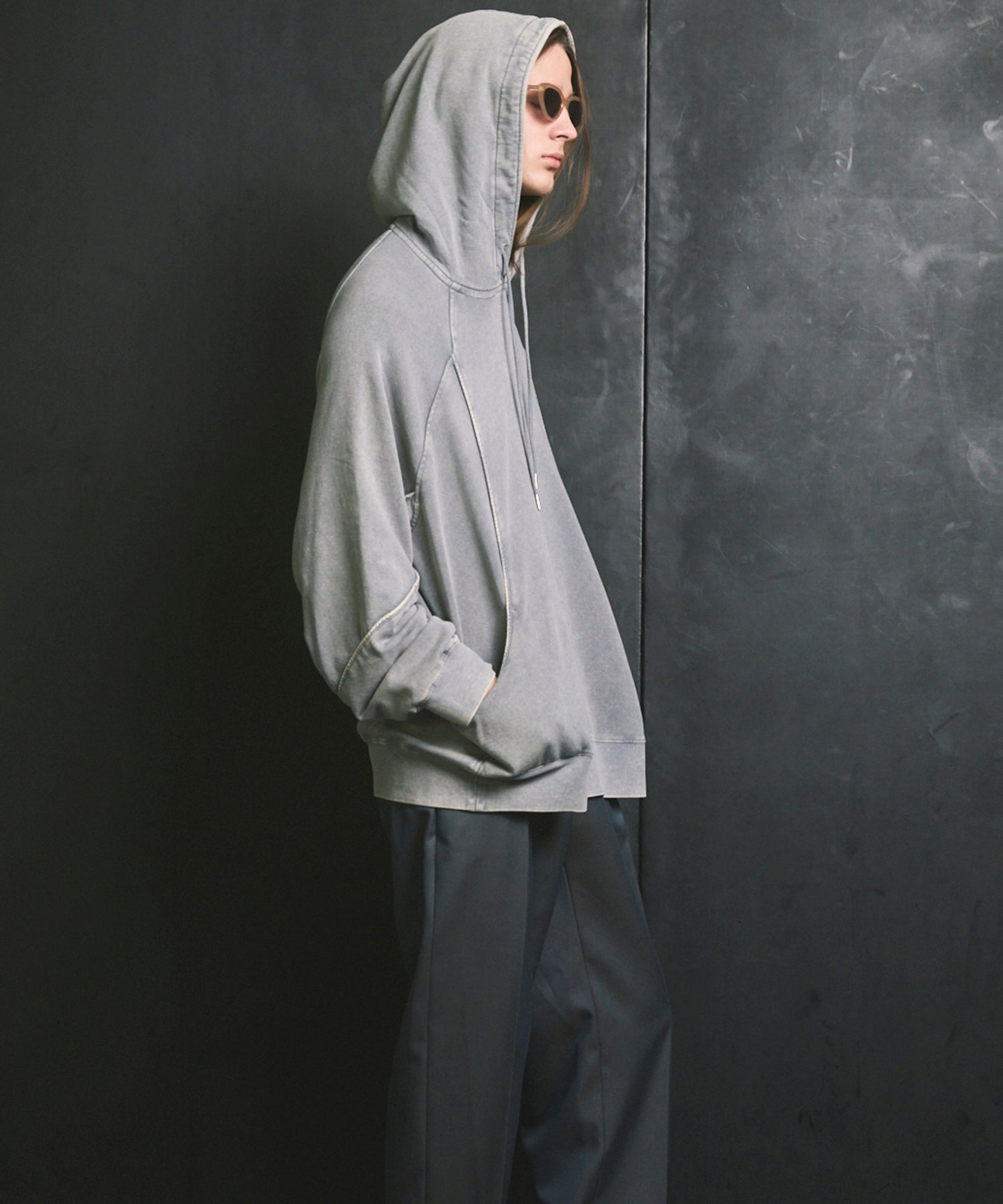 [25AW PRE-ORDER] Nuance Graphics Hand Stitching Long Sleeve TEE