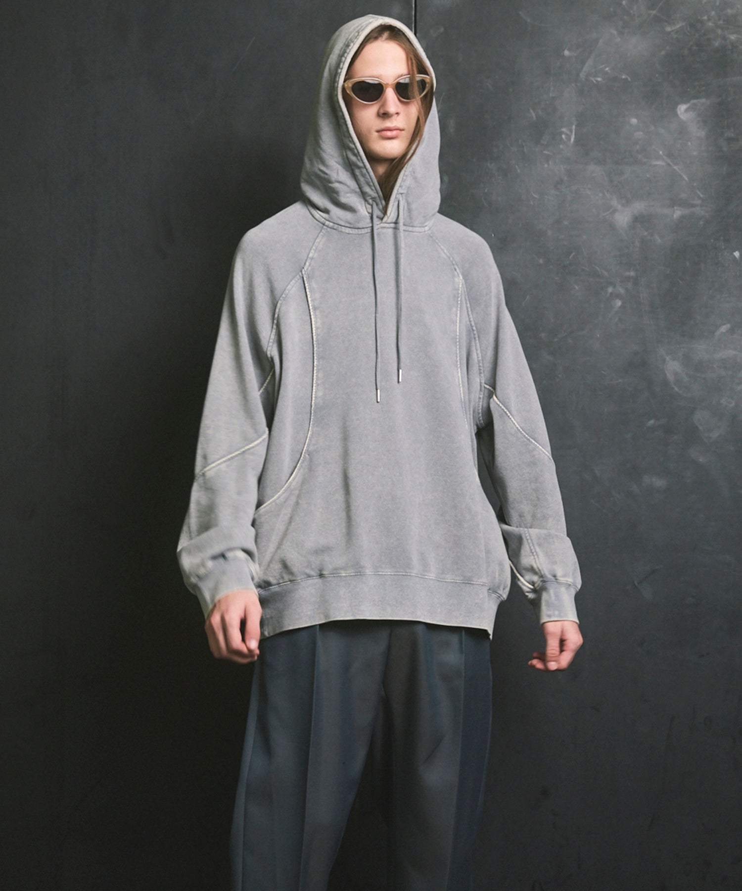 [25AW PRE-ORDER] Nuance Graphics Hand Stitching Long Sleeve TEE