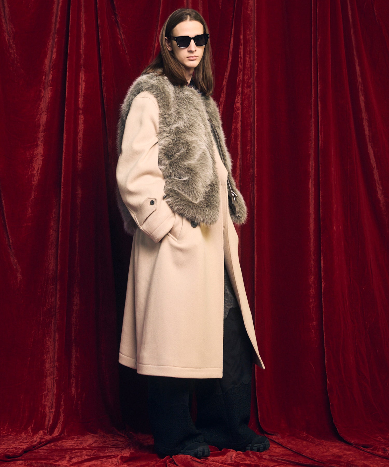 [25AW PRE-ORDER] Luxury Volume Eco Fur Prime-Over Vest