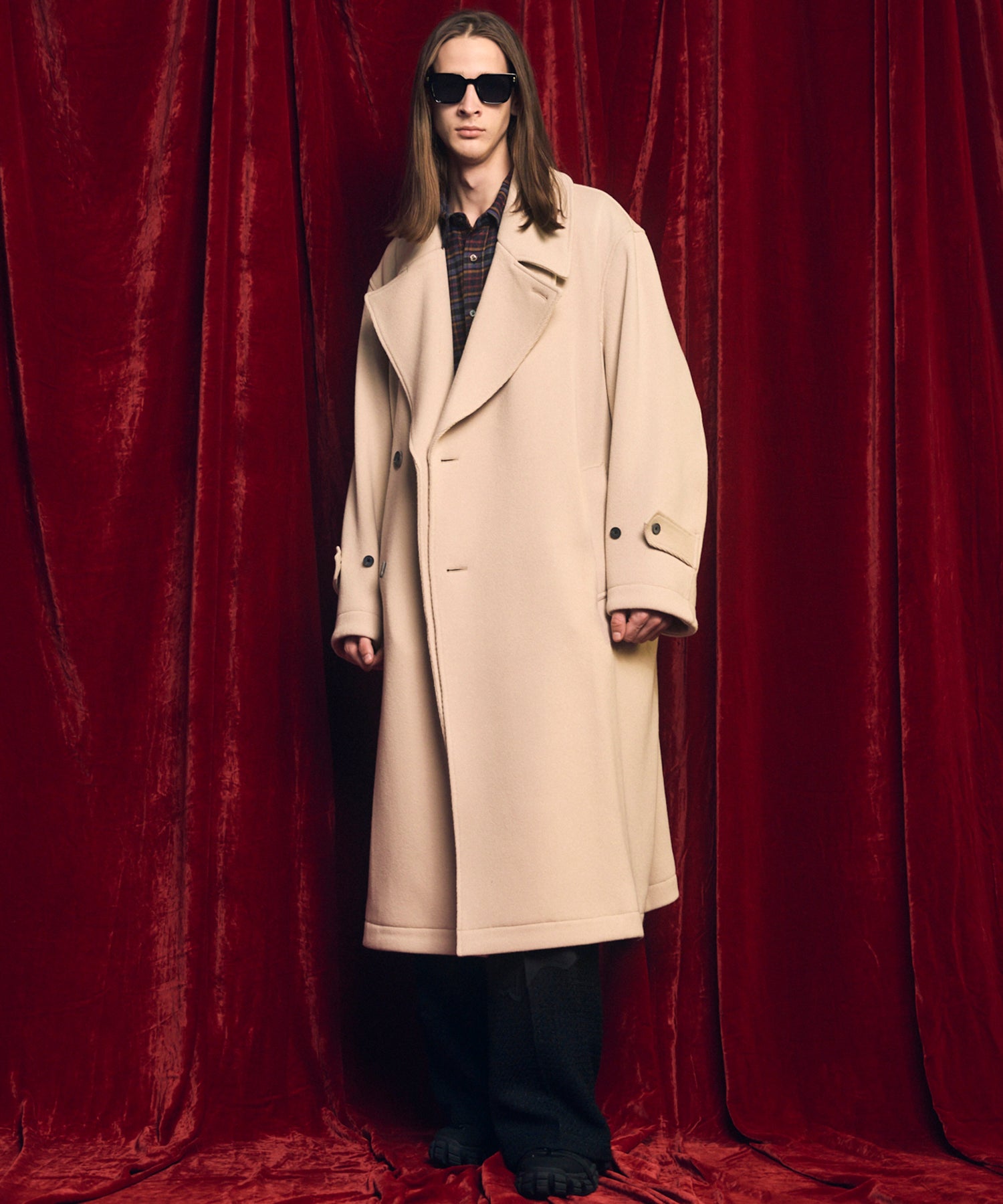 [意大利死库织物]原始的常规领绒布衬衫