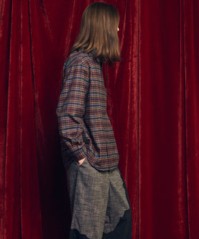 [意大利死库织物]原始的常规领绒布衬衫