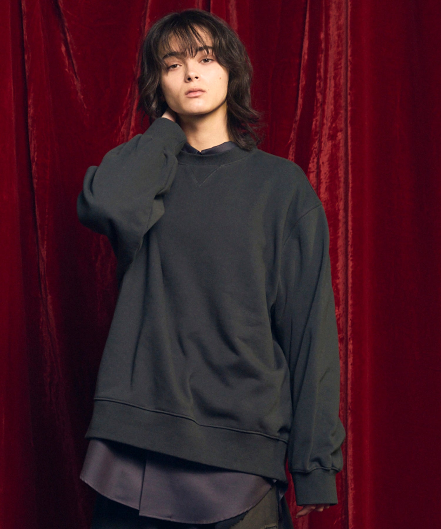 [25AW PRE-ORDER] Nuance Graphics Hand Stitching Long Sleeve TEE