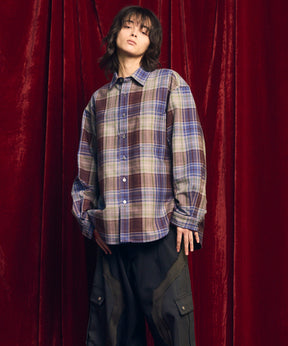 [意大利死库织物]原始的常规领绒布衬衫