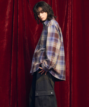 [意大利死库织物]原始的常规领绒布衬衫