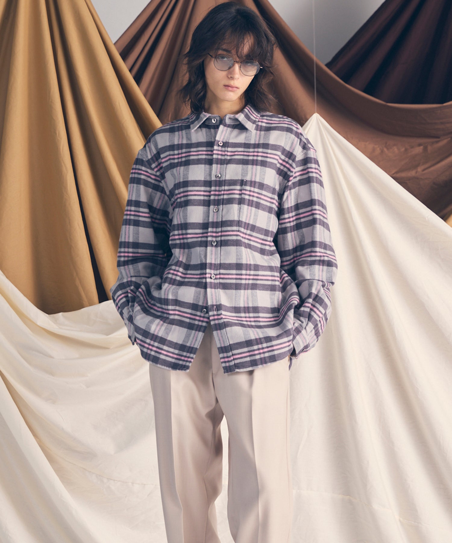 [意大利死库织物]原始的常规领绒布衬衫