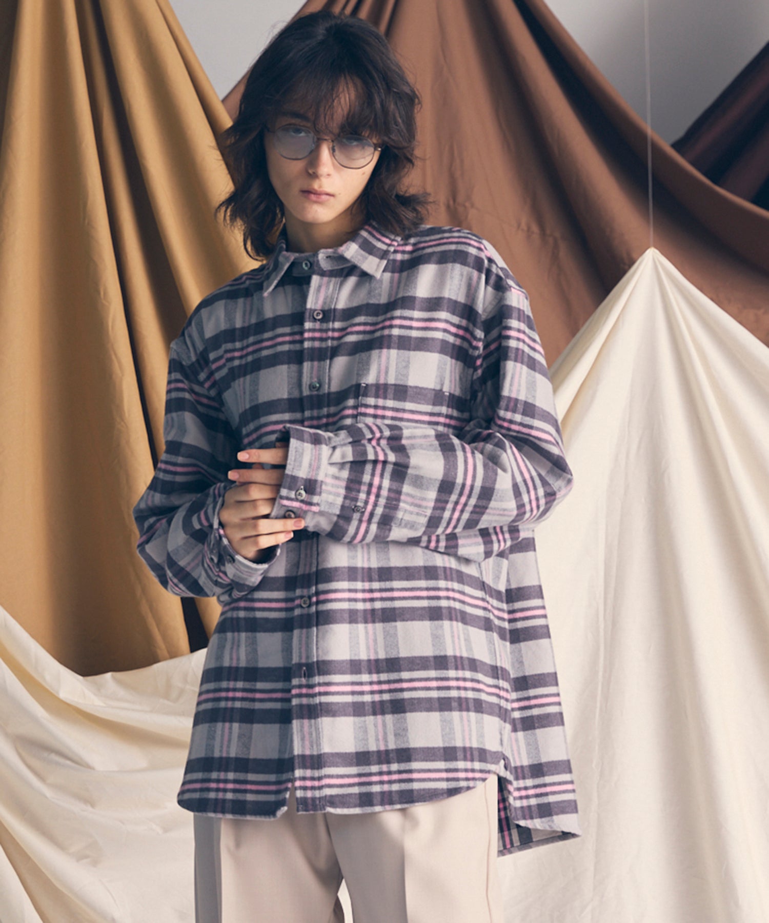 [意大利死库织物]原始的常规领绒布衬衫