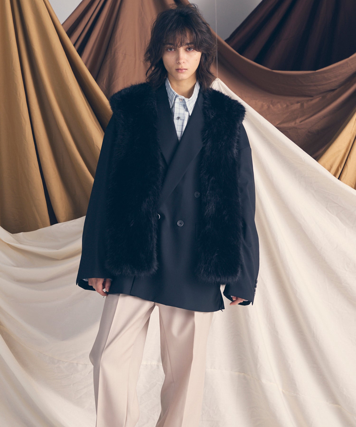 [25AW PRE-ORDER] Luxury Volume Eco Fur Prime-Over Vest