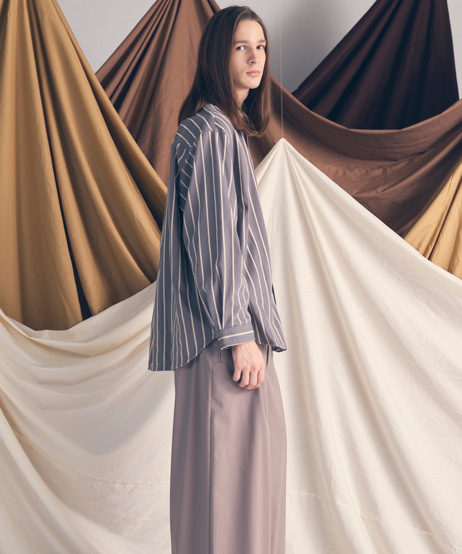 [意大利死库织物]原始的常规领绒布衬衫