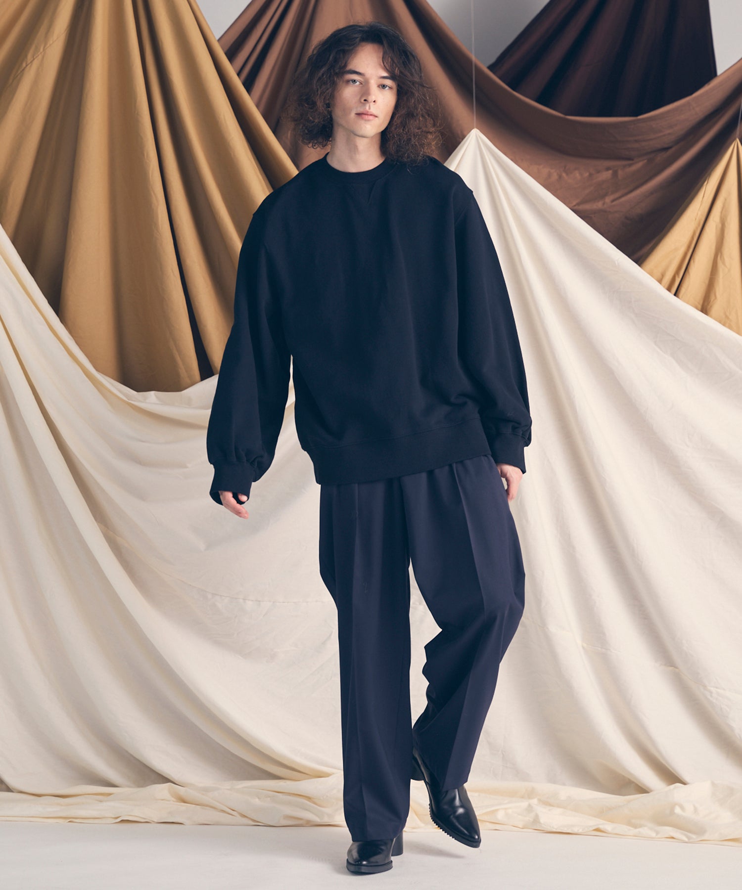 [25AW PRE-ORDER] Nuance Graphics Hand Stitching Long Sleeve TEE