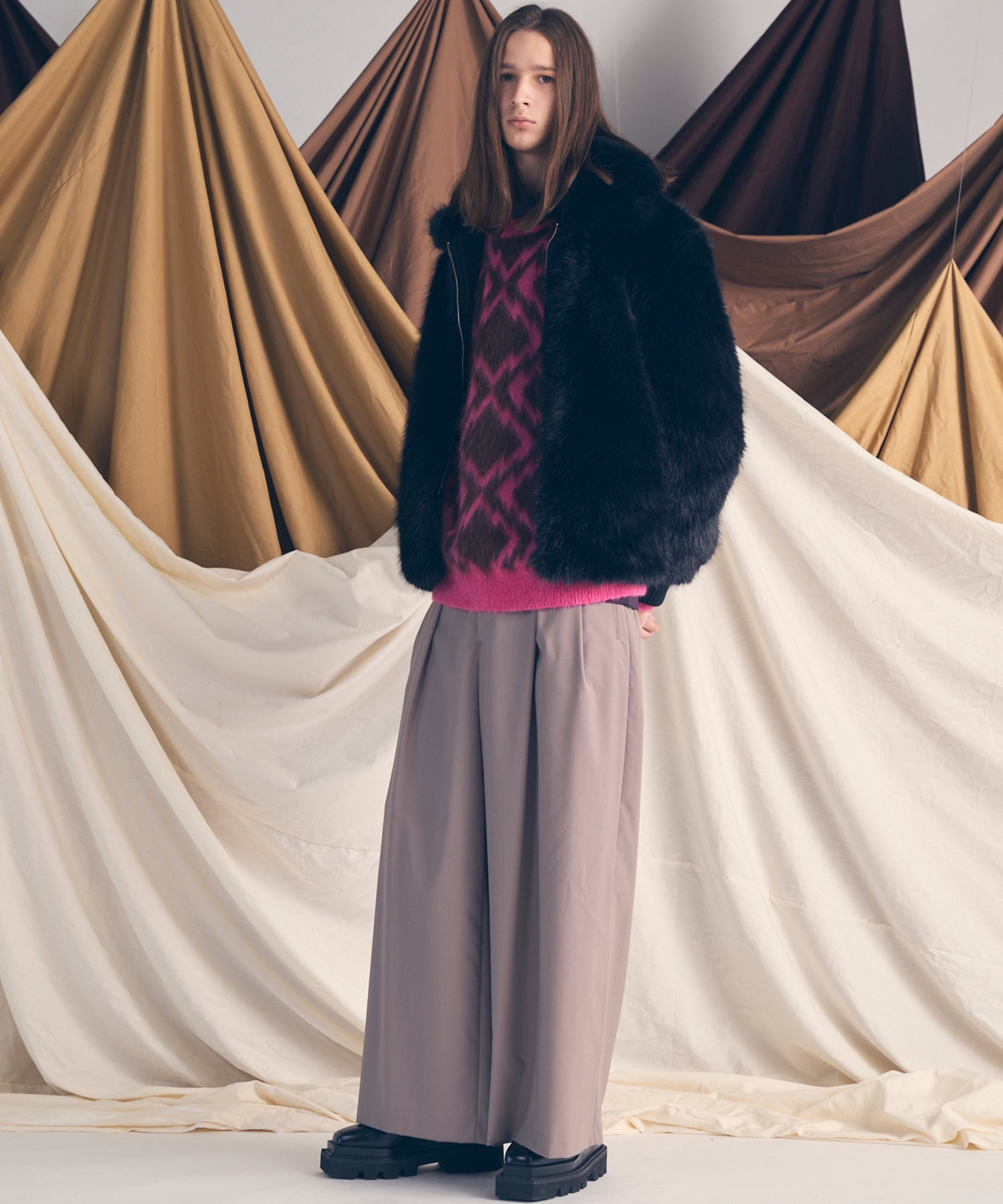 [25AW PRE-ORDER] Diamond Geometric Pattern Prime-Over Crew Neck Mohair Shaggy Knit Pullover