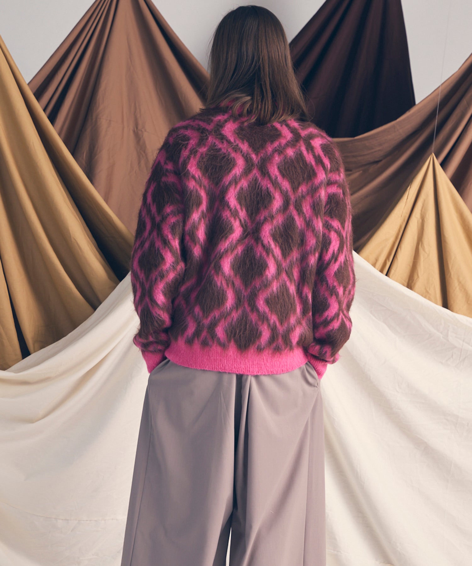 [25AW PRE-ORDER] Diamond Geometric Pattern Prime-Over Crew Neck Mohair Shaggy Knit Pullover