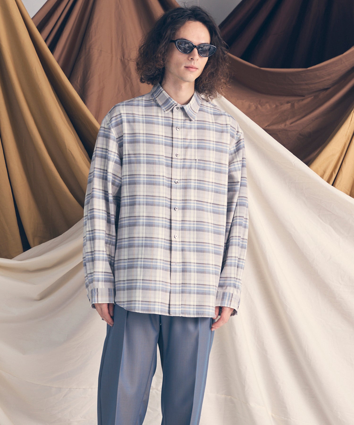 [意大利死库织物]原始的常规领绒布衬衫