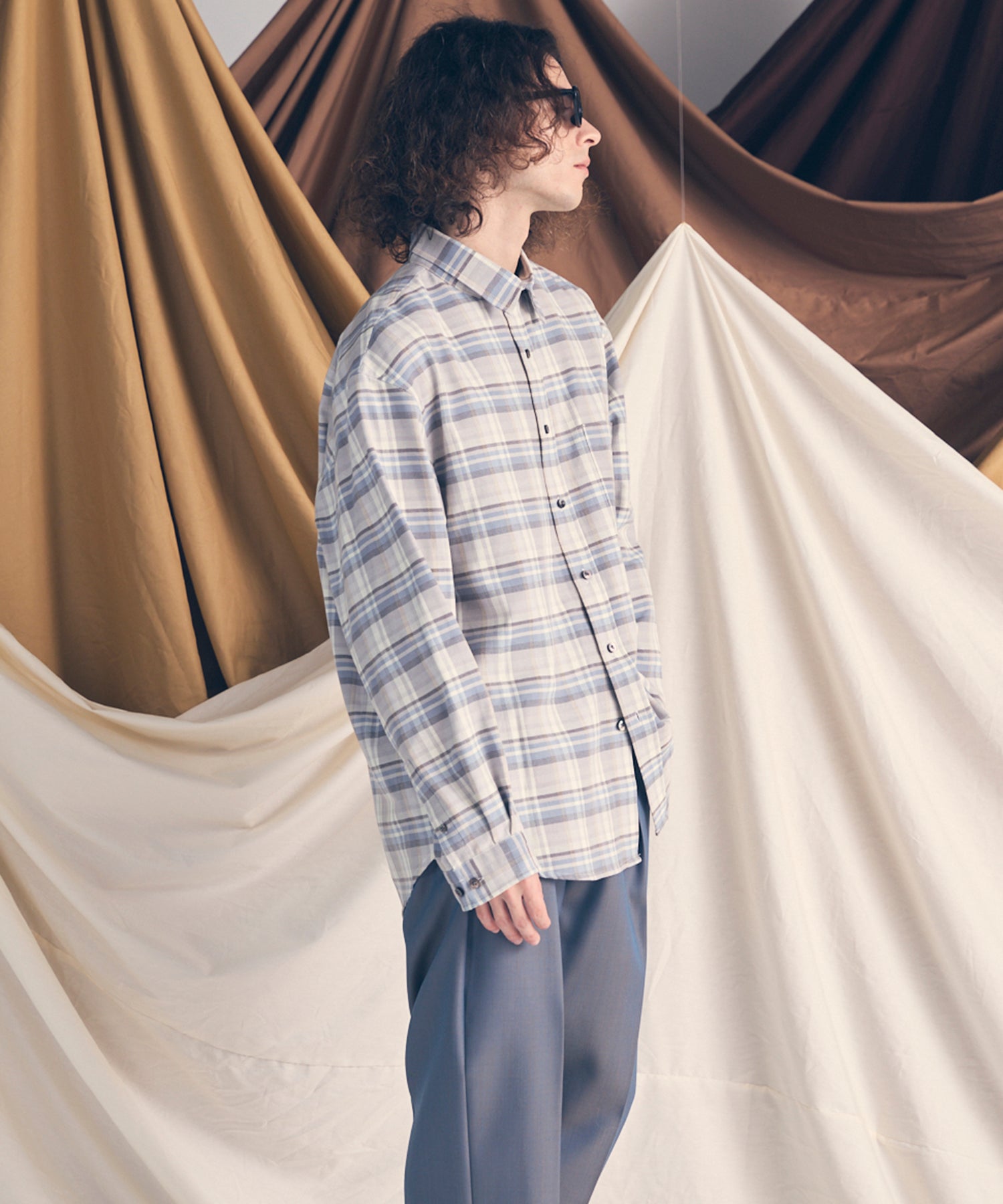 [意大利死库织物]原始的常规领绒布衬衫