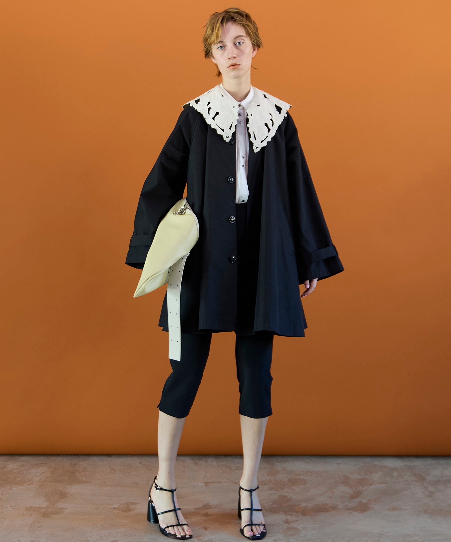 【26SPRING PRE-ORDER】Lace Collar Tent Flare Trench Coat