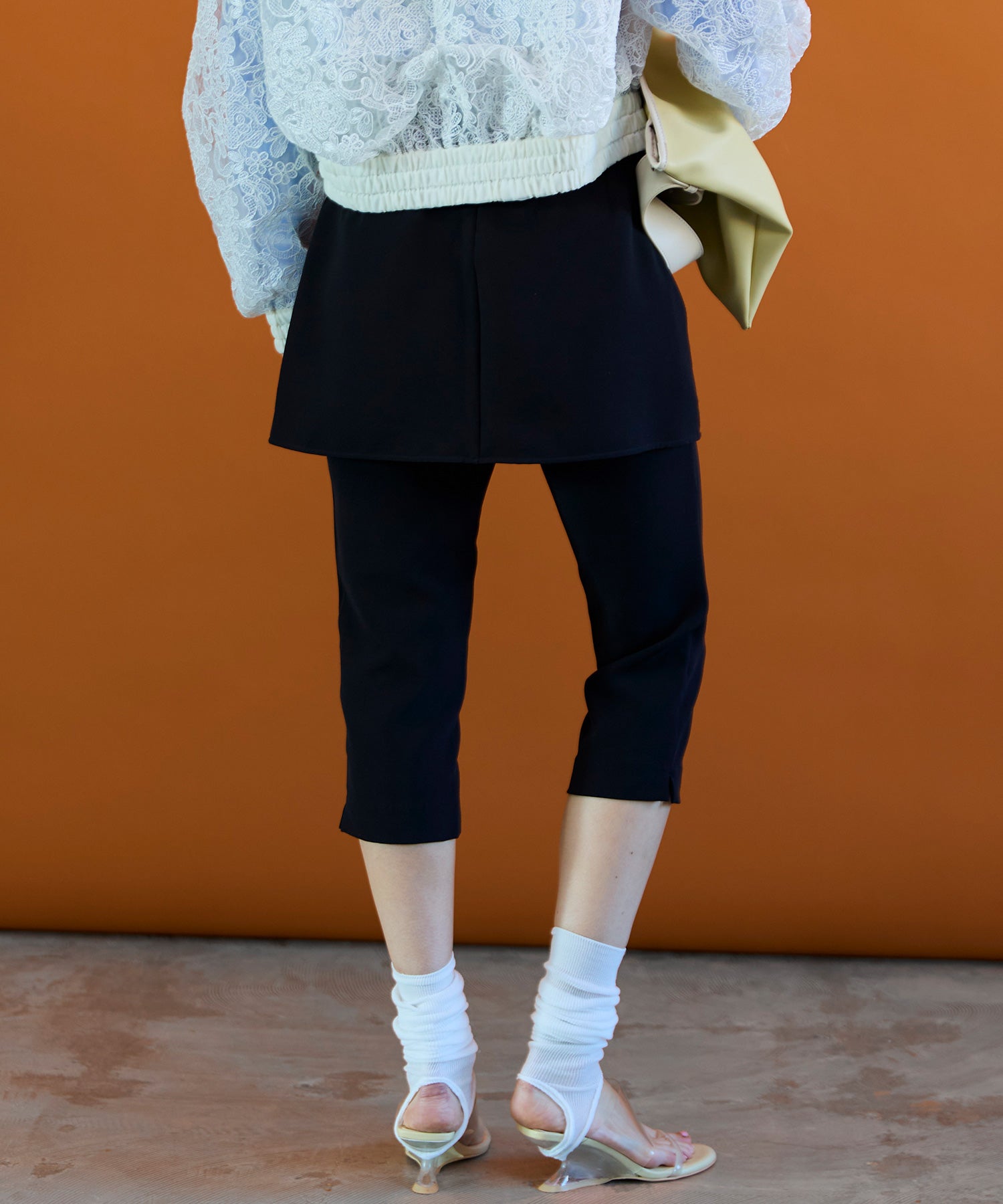 【26SPRING PRE-ORDER】Mini Skirt Layer Capri Pants