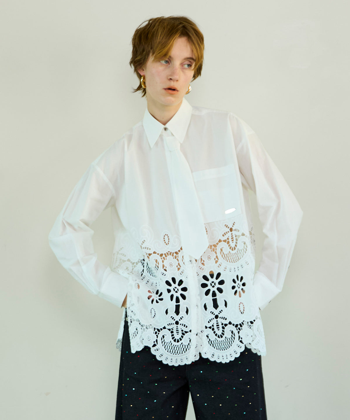 【26SPRING PRE-ORDER】Hem Embroidery Tie Shirt