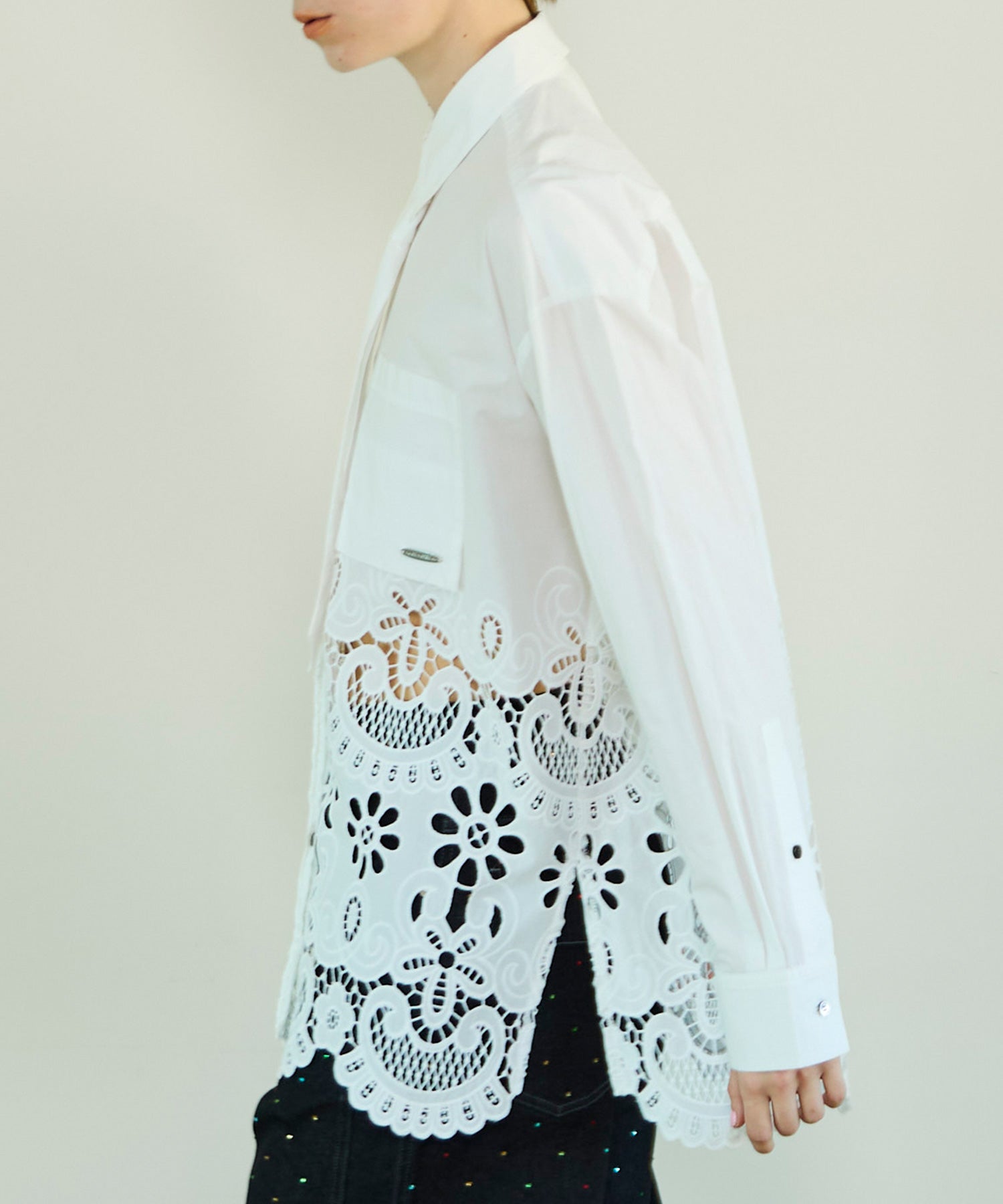 【26SPRING PRE-ORDER】Hem Embroidery Tie Shirt