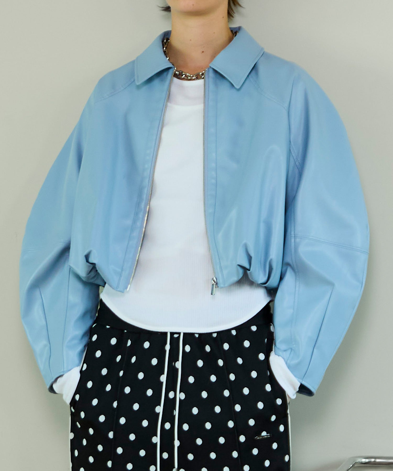 [26SPRING PRE-ORDER] 개더드 벌룬 비건 레더 자켓