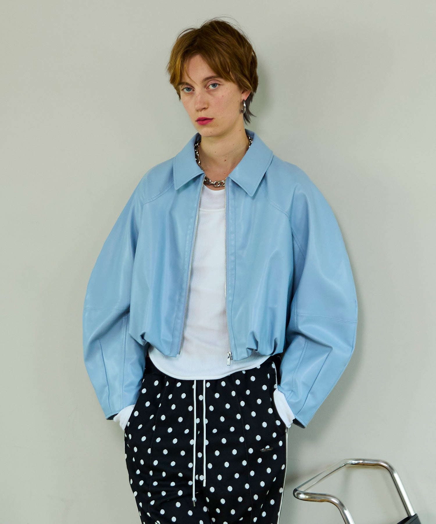 [26SPRING PRE-ORDER] 개더드 벌룬 비건 레더 자켓