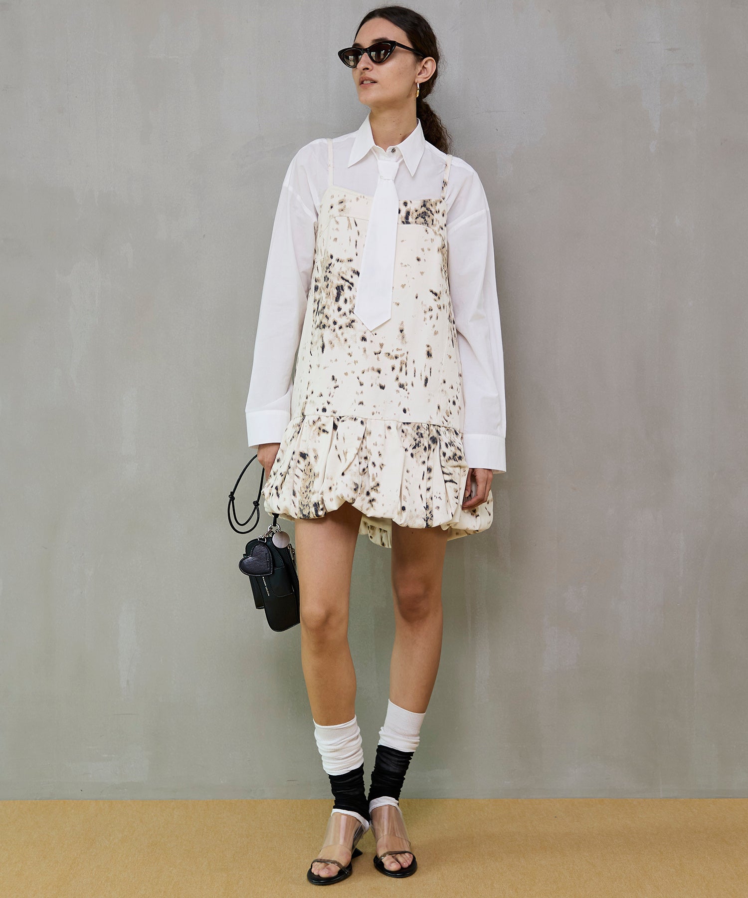 【26SPRING PRE-ORDER】Hem Embroidery Tie Shirt