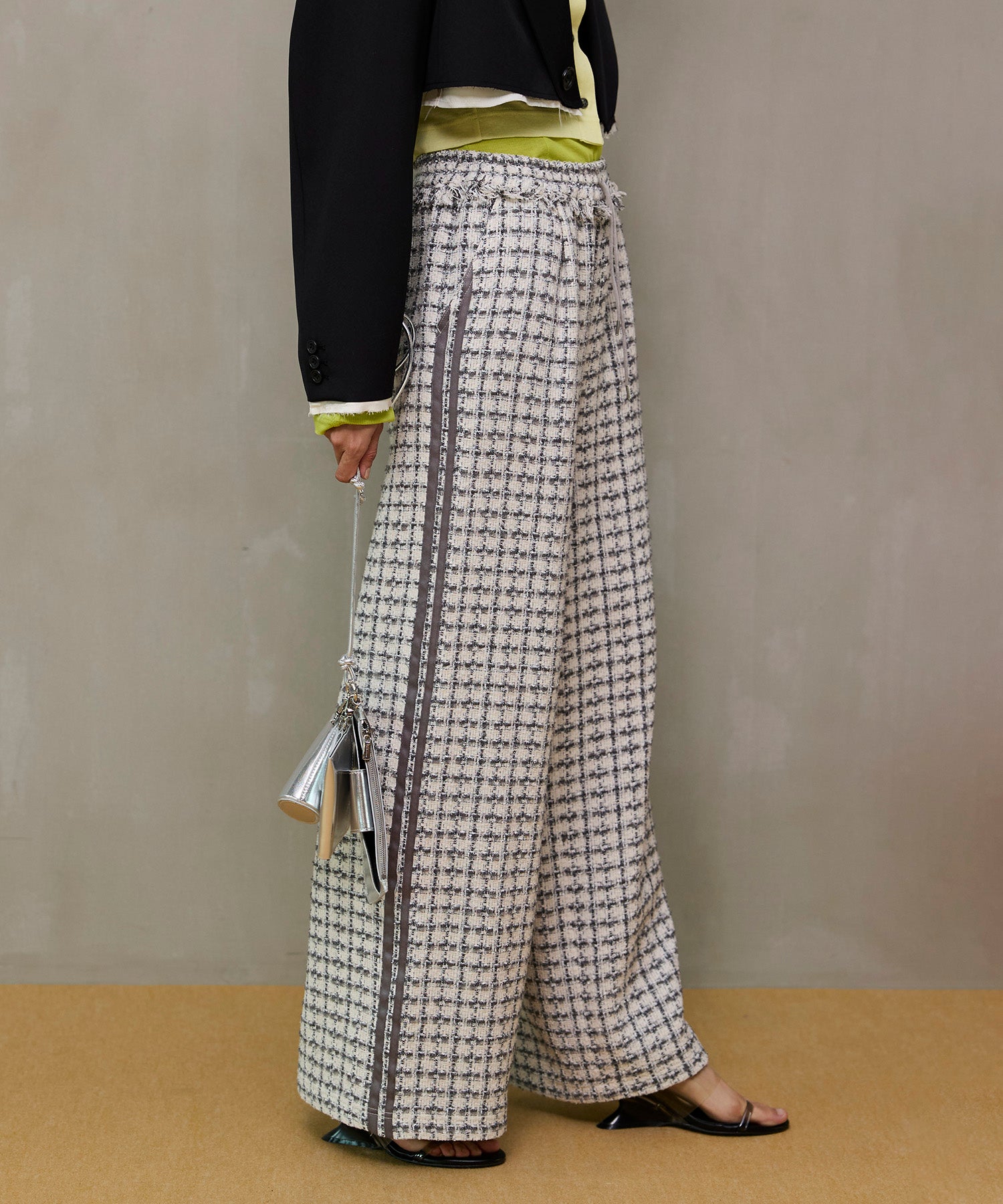 【26SPRING PRE-ORDER】Side-Lined Tweed Easy Pants