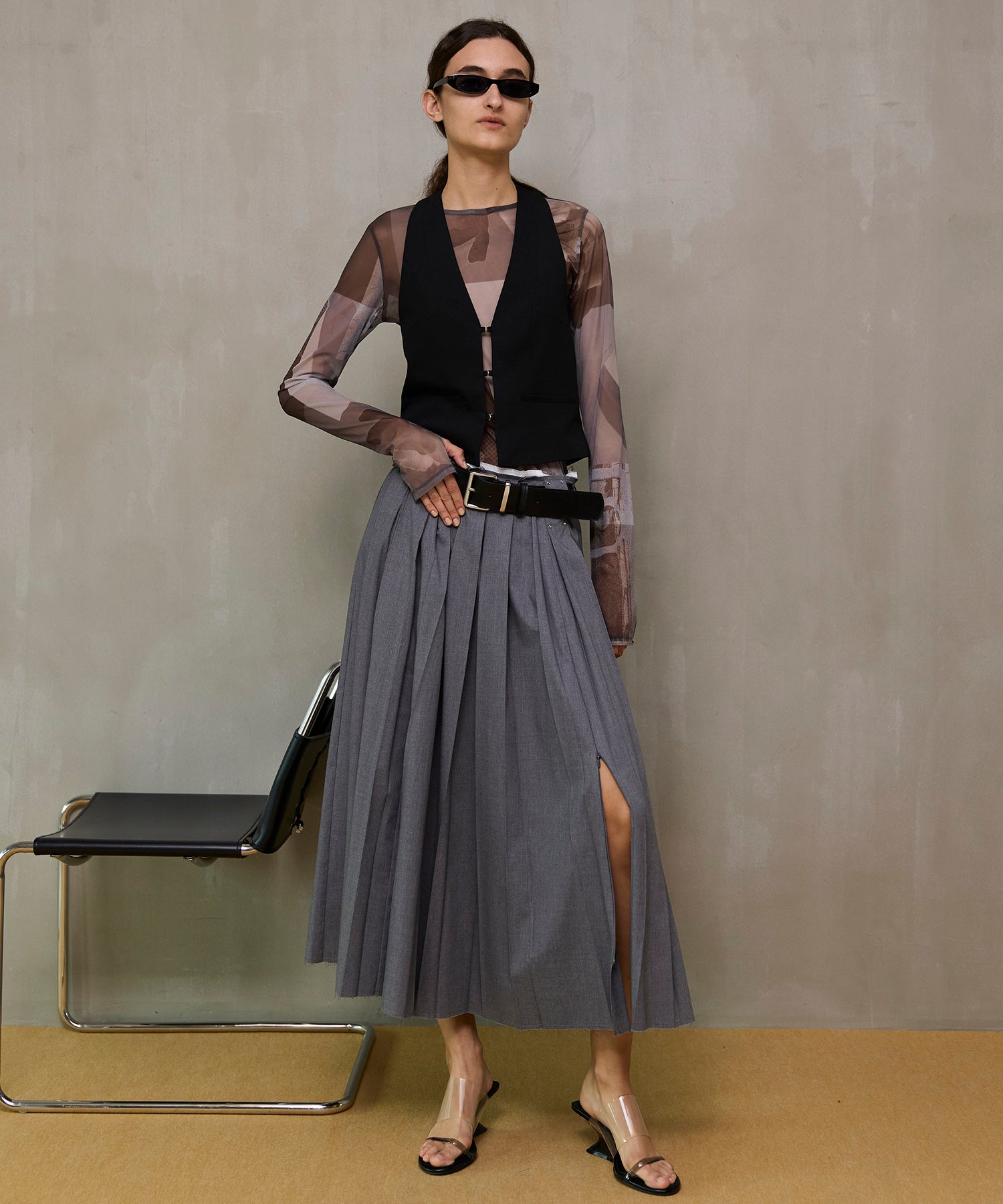 【26SPRING PRE-ORDER】Suiting Halter Neck Vest