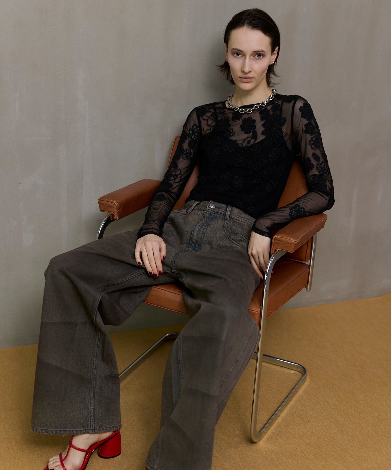 【26SPRING PRE-ORDER】Flower Embroidery Sheer Tops