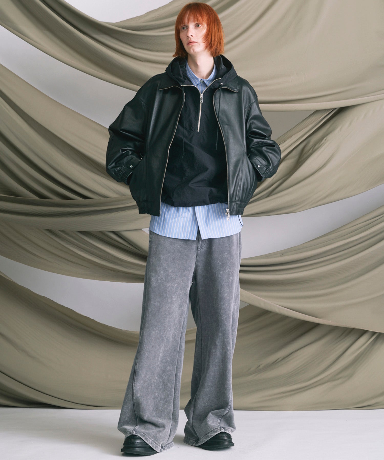 [25AW 사전 주문] 양 가죽 스탠드 칼라 블루슨