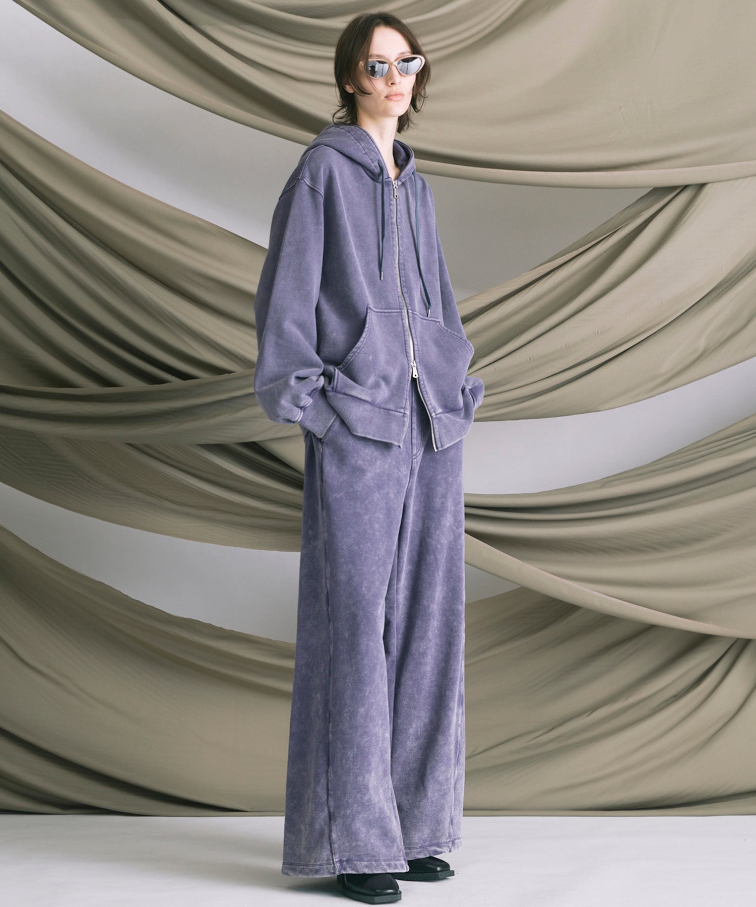 [25AW预购]细微差别图形手工缝制长袖T恤