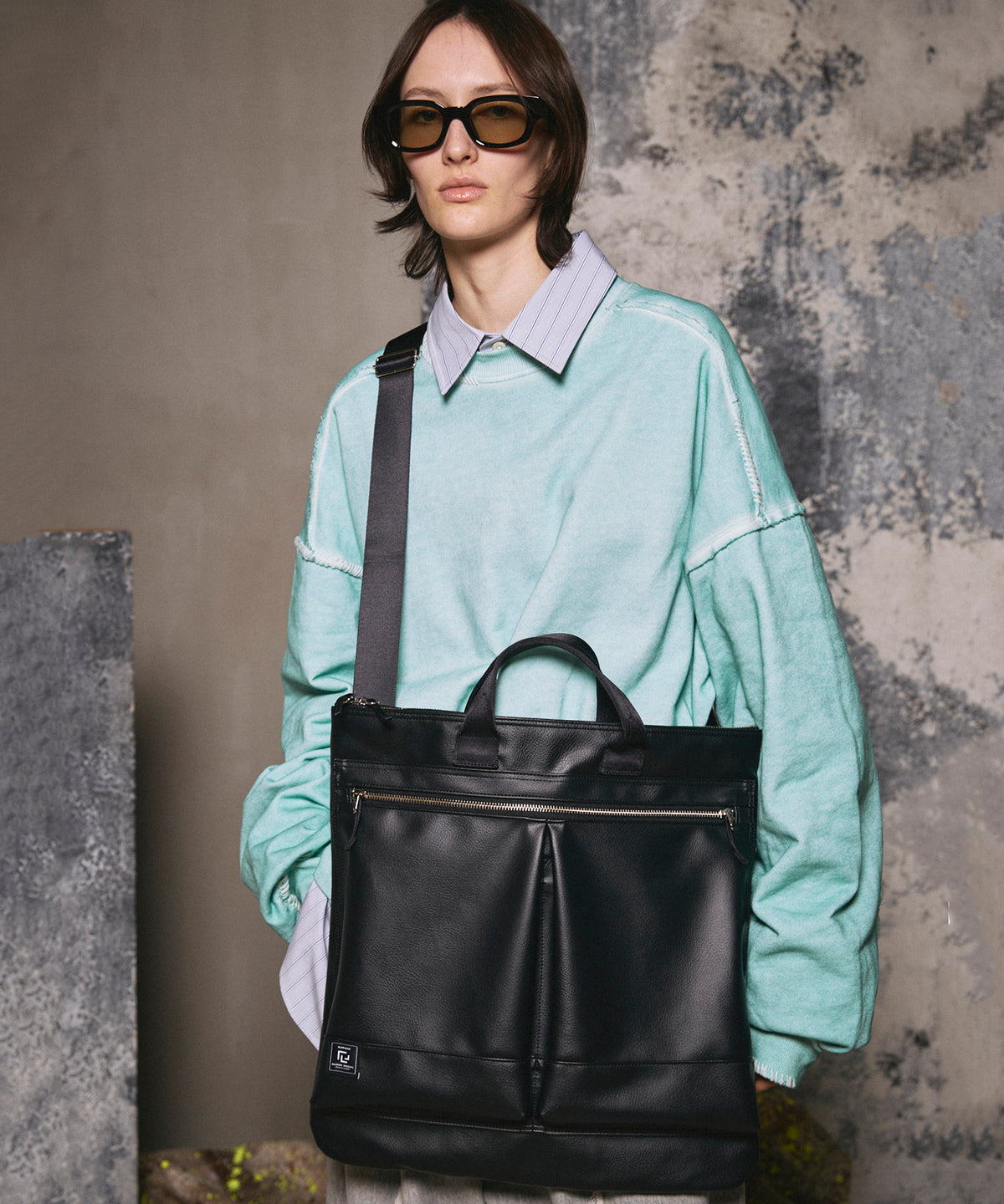 Aluminum Bonded Leather Shoulder Bag