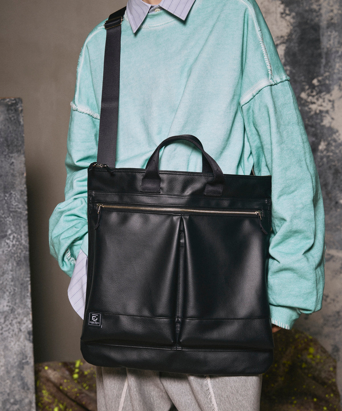 Aluminum Bonded Leather Shoulder Bag