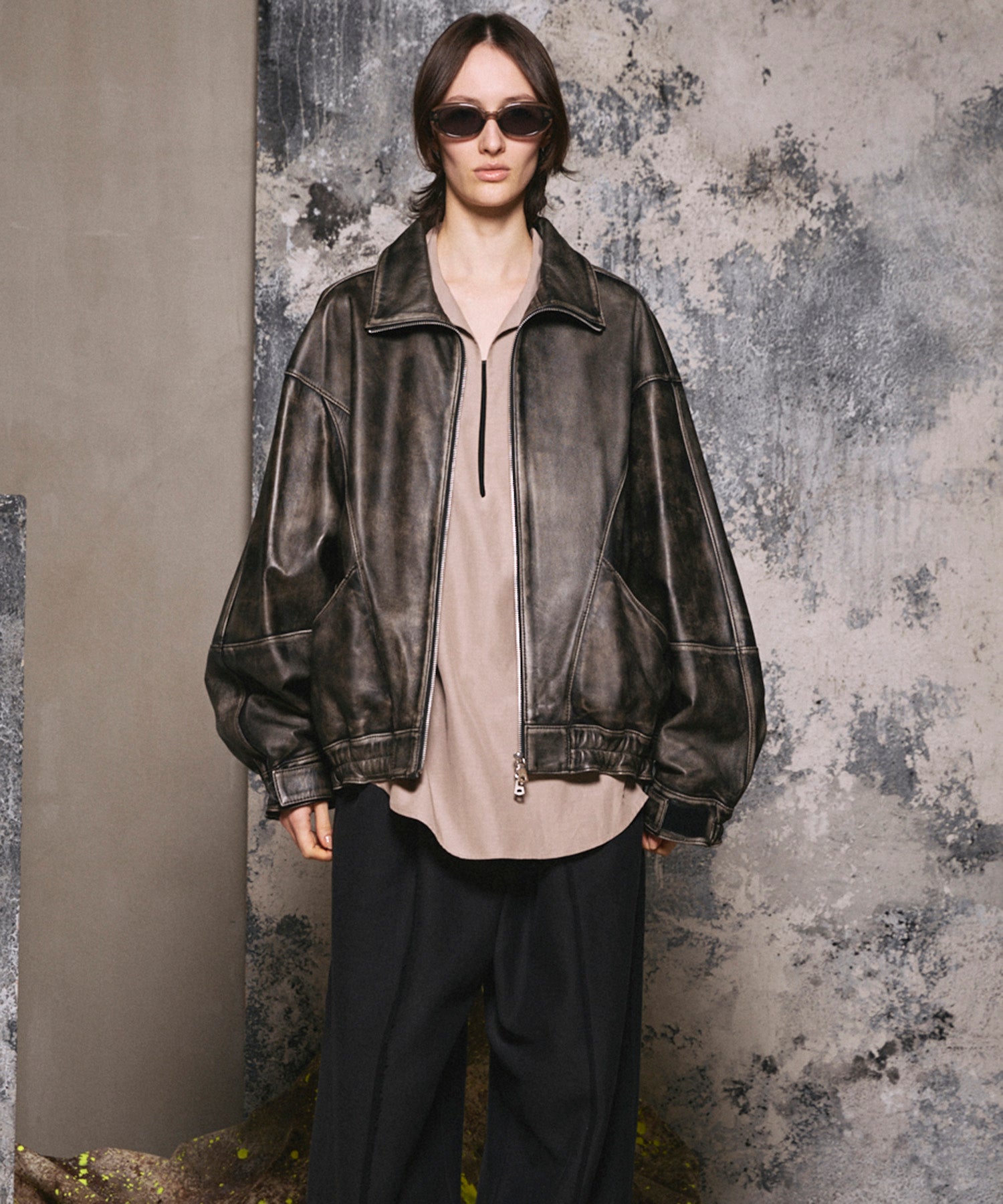 [25AW 사전 주문] 양 가죽 스탠드 칼라 블루슨