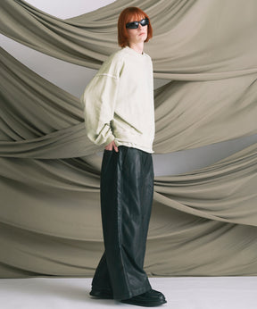 인공 가죽 핀 턱 넓은 바지