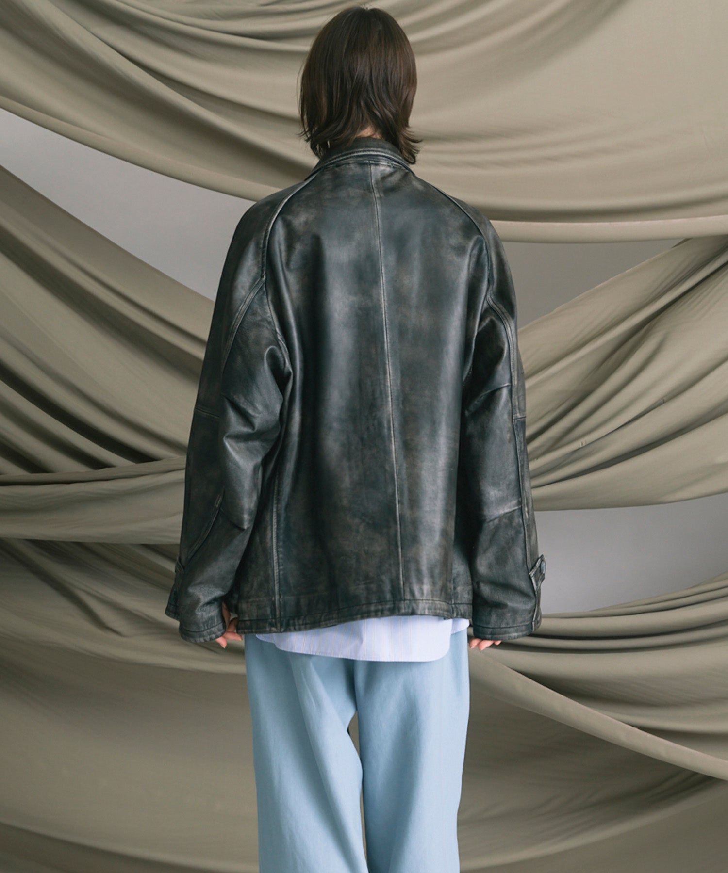 [25AW预购]绵羊皮革前纽扣单纽