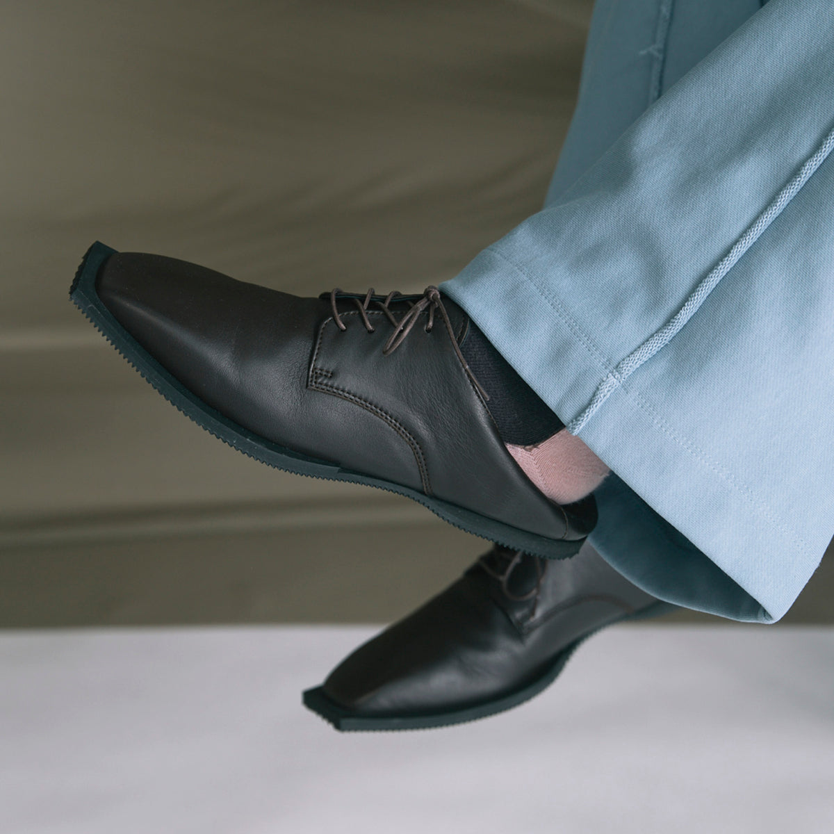 J*!様 即日発送　Épure Square Leather Shoes Bla SPECIAL SHOES FACTORY COLLABORATION】Square Toe With Open Lacing Flat