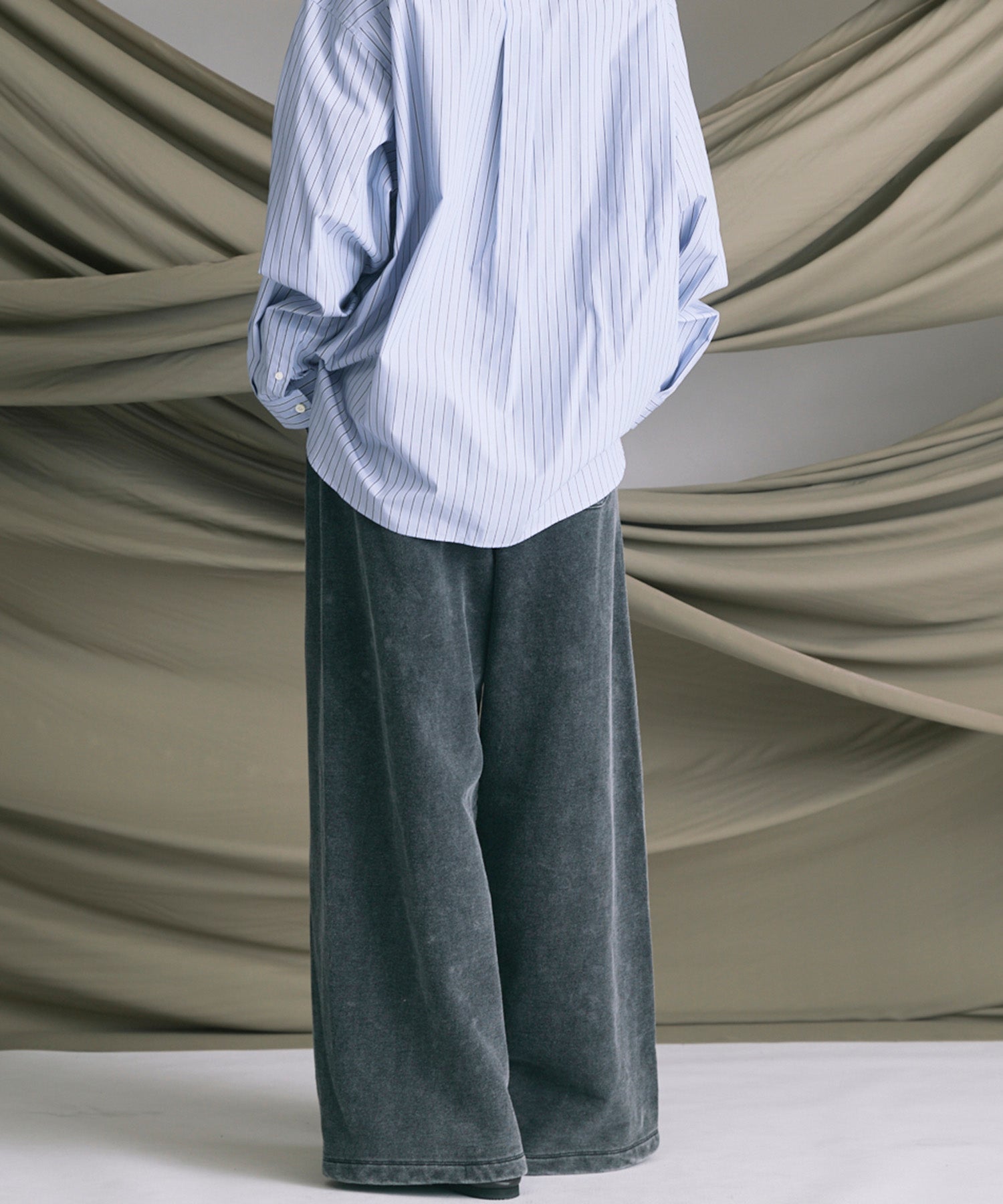 【ONE-MILE WEAR】Prime-Wide Fade Sweatpants