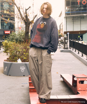 【MOVIE SERIES】「SESAME STREET」- Elmo - Prime-Over Crew Neck Sweatshirt