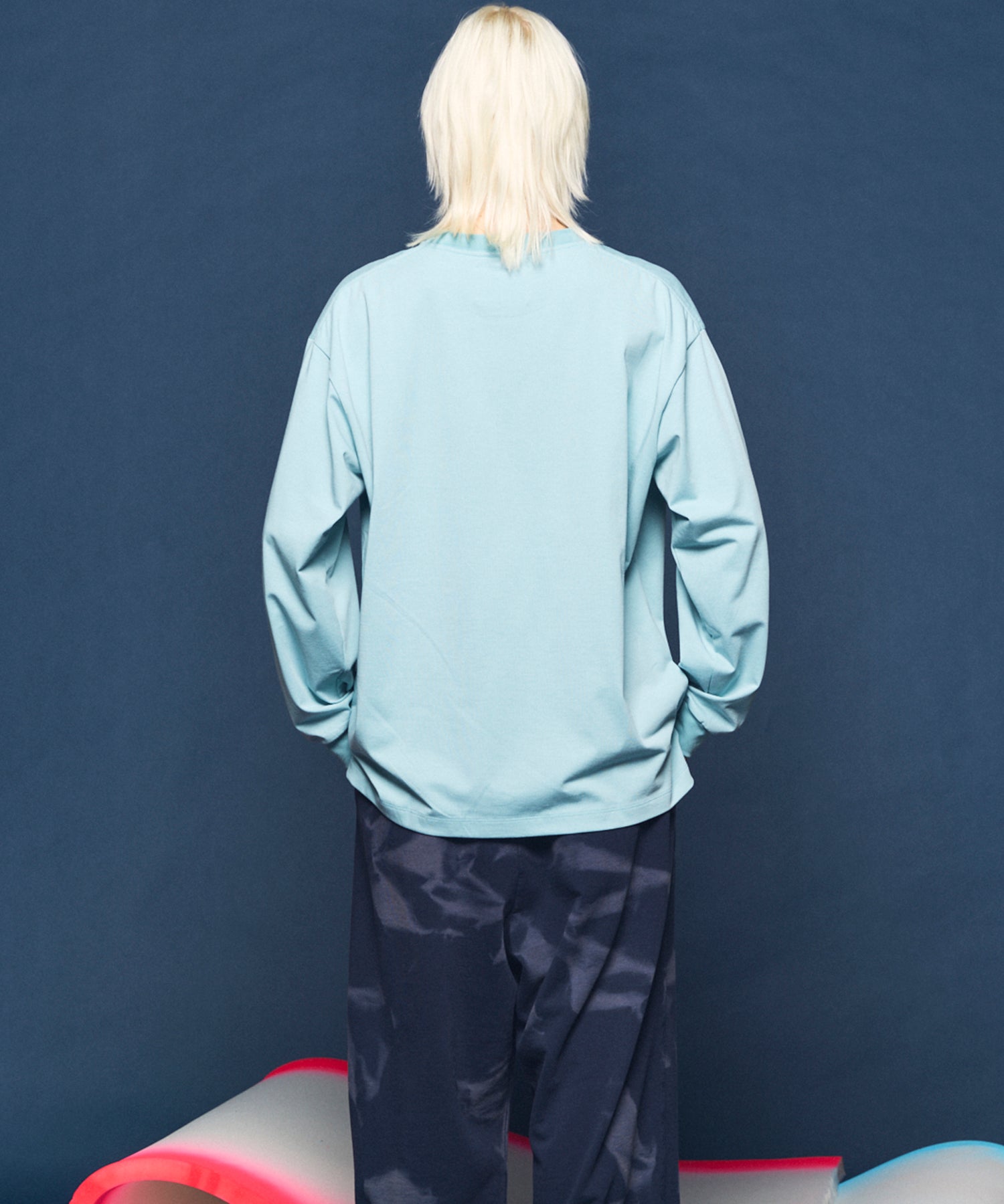 艺术家图形刺绣Prime-Over船长颈长袖T恤