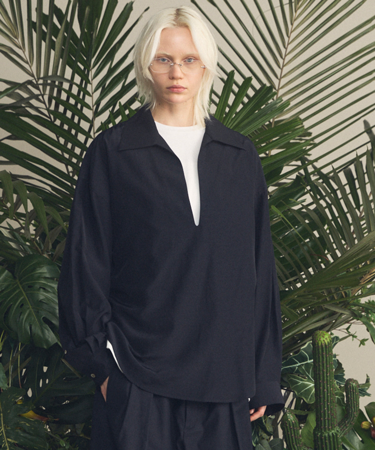 【26ss PRE-ORDER】Deep Front Neck Prime-Over Skipper Shirt