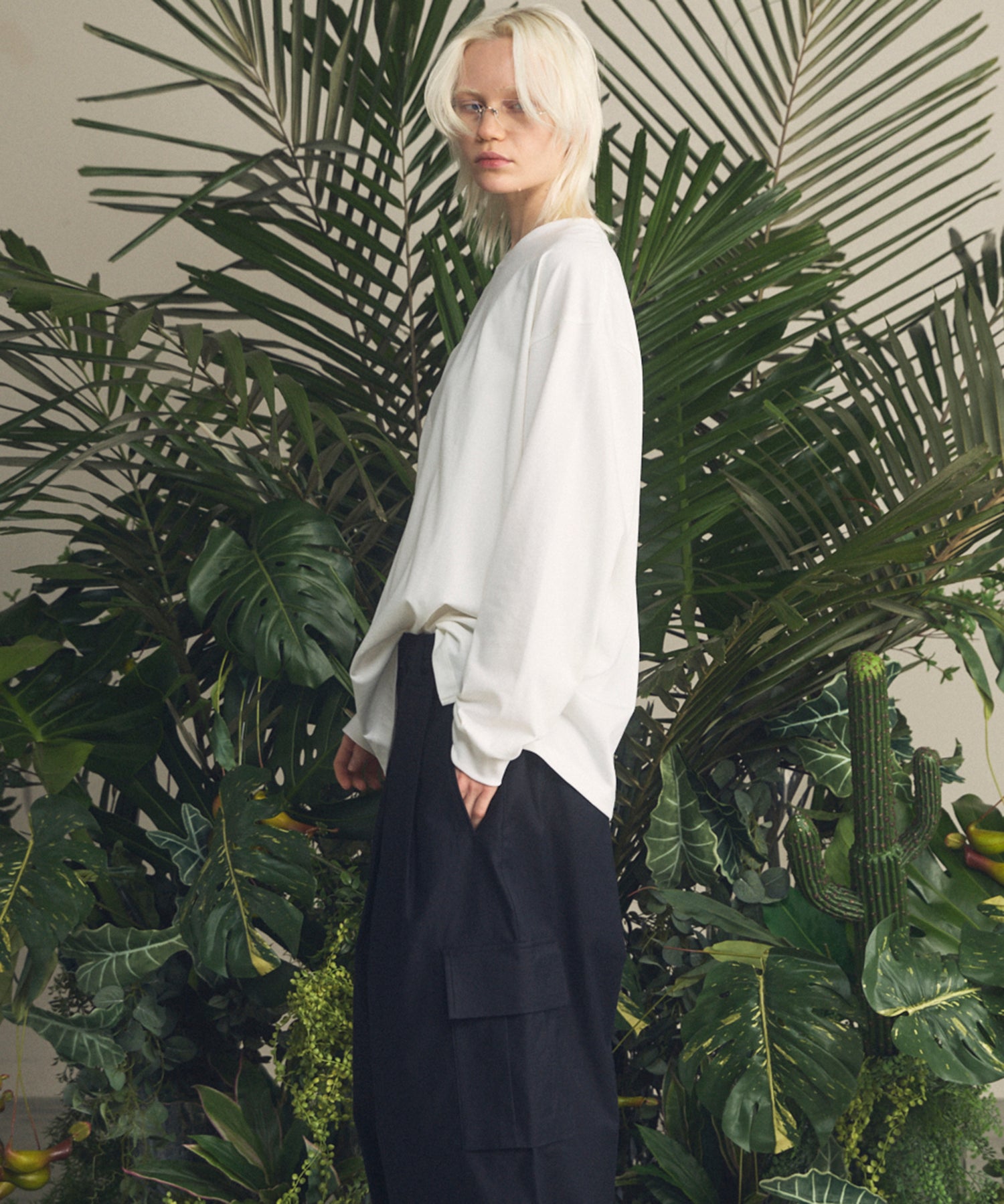 艺术家图形刺绣Prime-Over船长颈长袖T恤