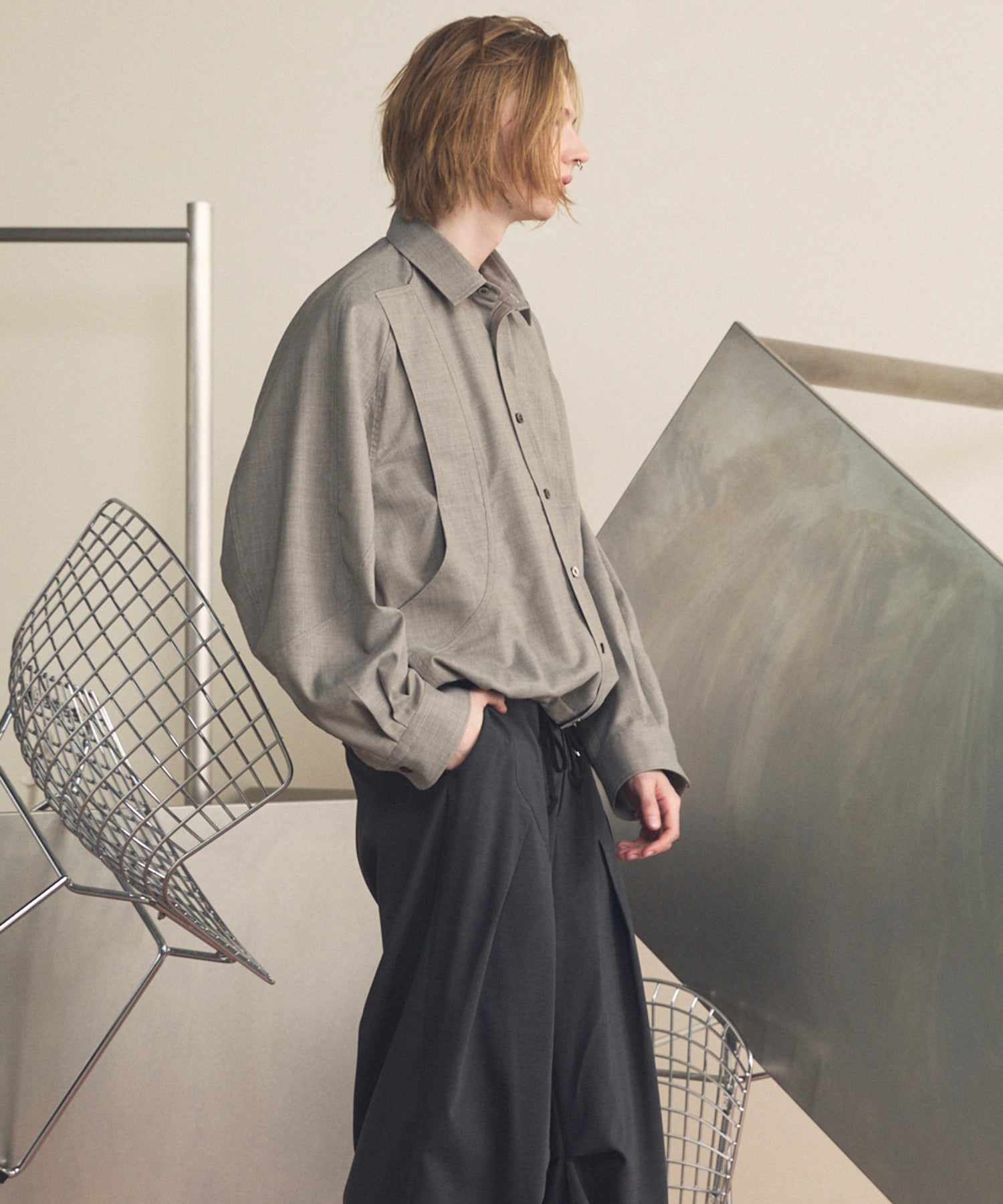 【26SS PRE-ORDER】NISHIKAWA KEORI Prime-Over Wool Curve Shirt